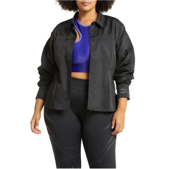 Reebok x Cardi B. Ruched-Sleeve Active Shirt in Black, Plus Size 2X New w/Tag - Picture 3 of 15